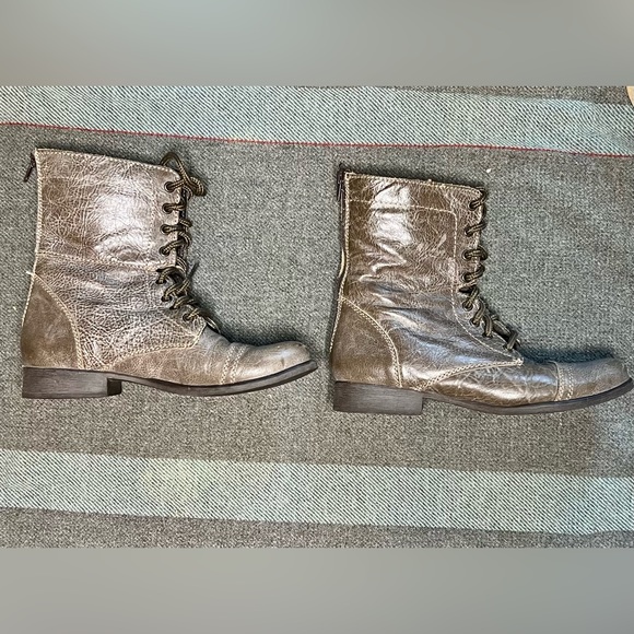 Steve Madden leather, rear zip, combat boots, SZ 8 - Picture 1 of 7